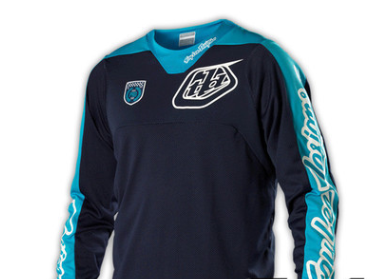 Long Sleeve T-Shirt - Mountain Biking